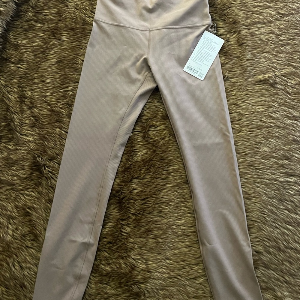 NWT Lululemon Wunder Train Leggings